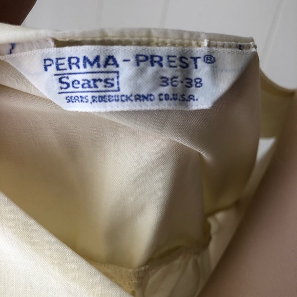 Pale Yellow House Dress - Picture 7 of 7